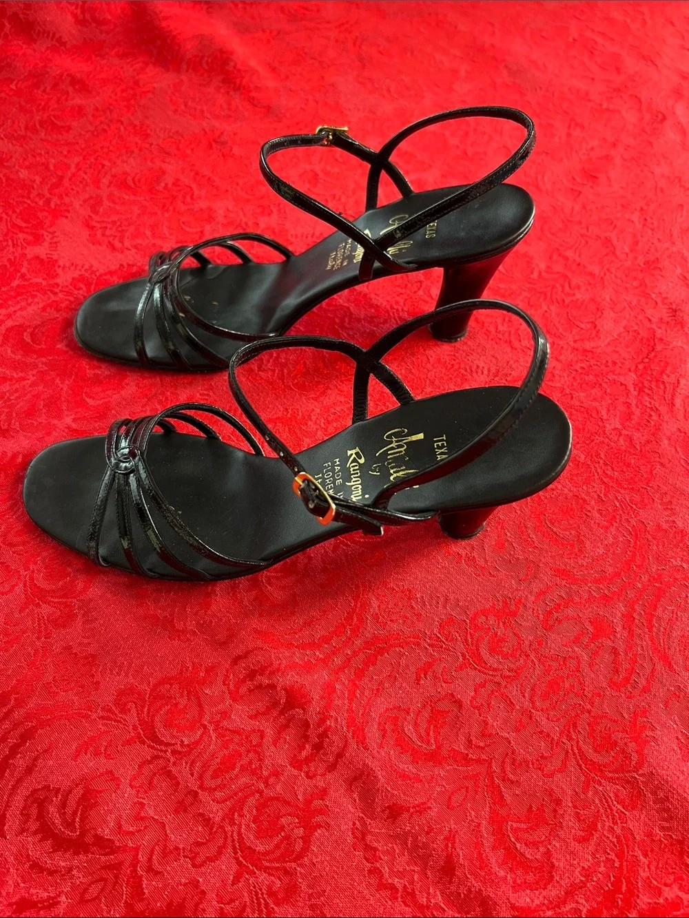 Amalfi by Rangoni Black Leather Strappy Heels Women 9N Italy Sandals